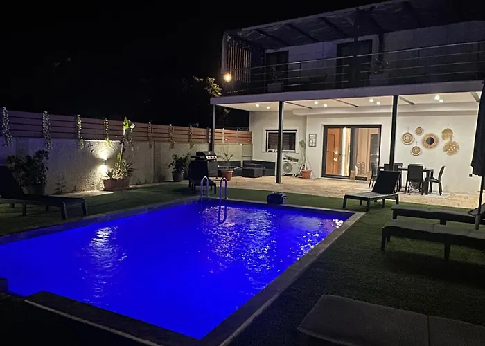 Villa Olivia by Corfuescapes